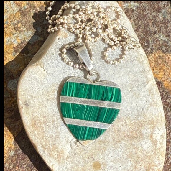 Sterling Silver Channel Inlay Malachite Heart Necklace - Picture 1 of 8